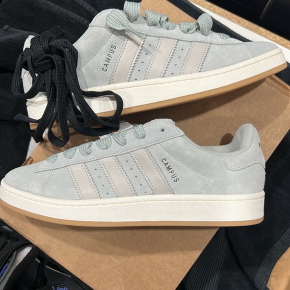 đSOLDđBrand New Silver Campus 00âs. - Picture 2 of 8